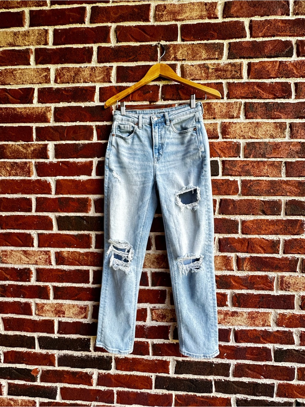 American Eagle Outfitters Light Blue Distressed Straight Leg Jeans